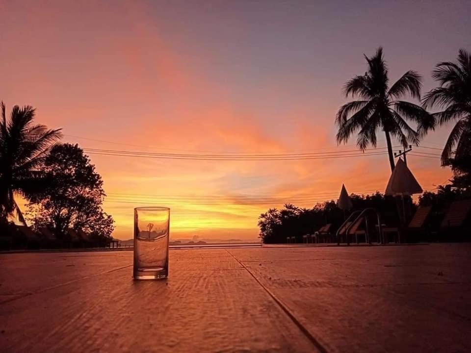Kohmook The Sun Great Resort Ko Mook Exteriér fotografie